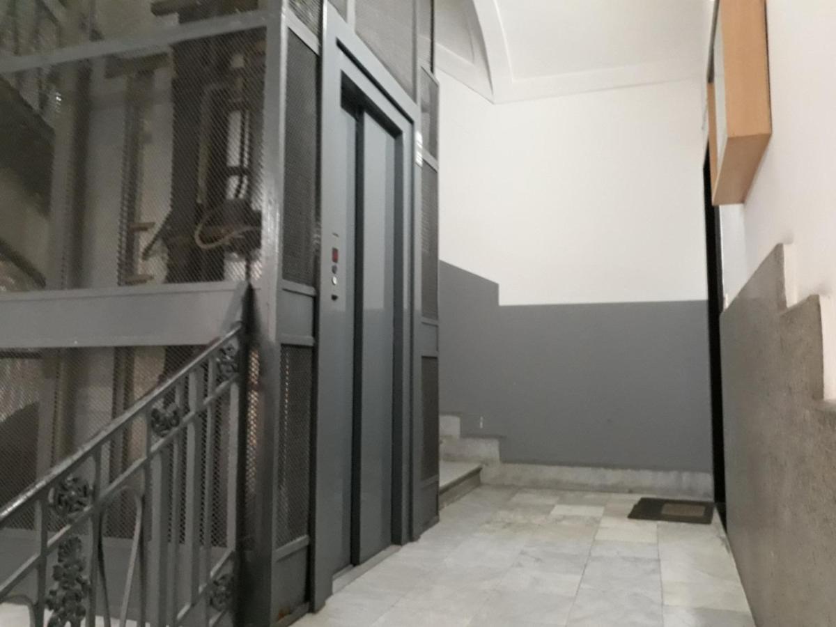Appartamento City Center Neapel Exterior foto